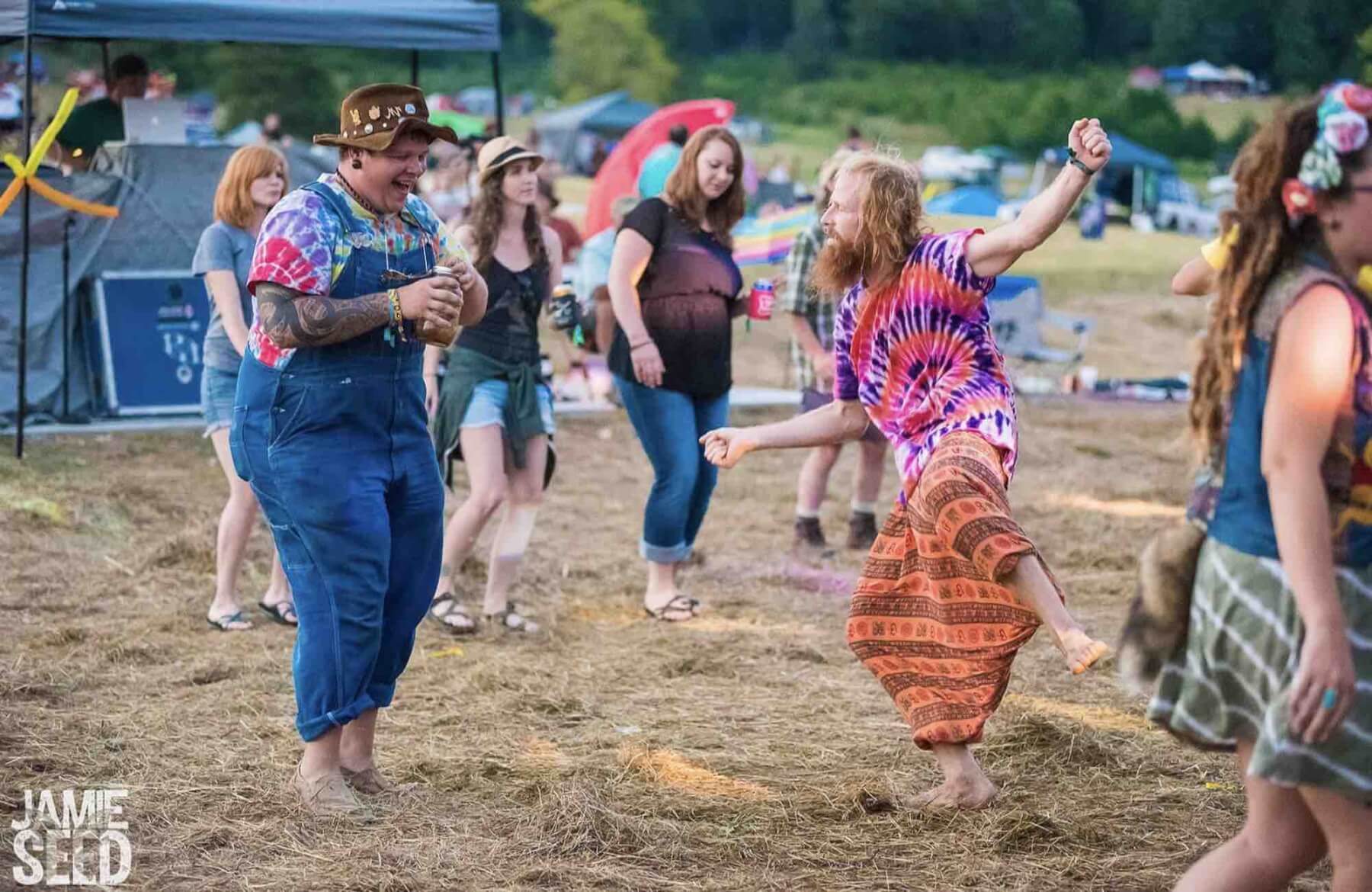 mountain music festival flow dance performer