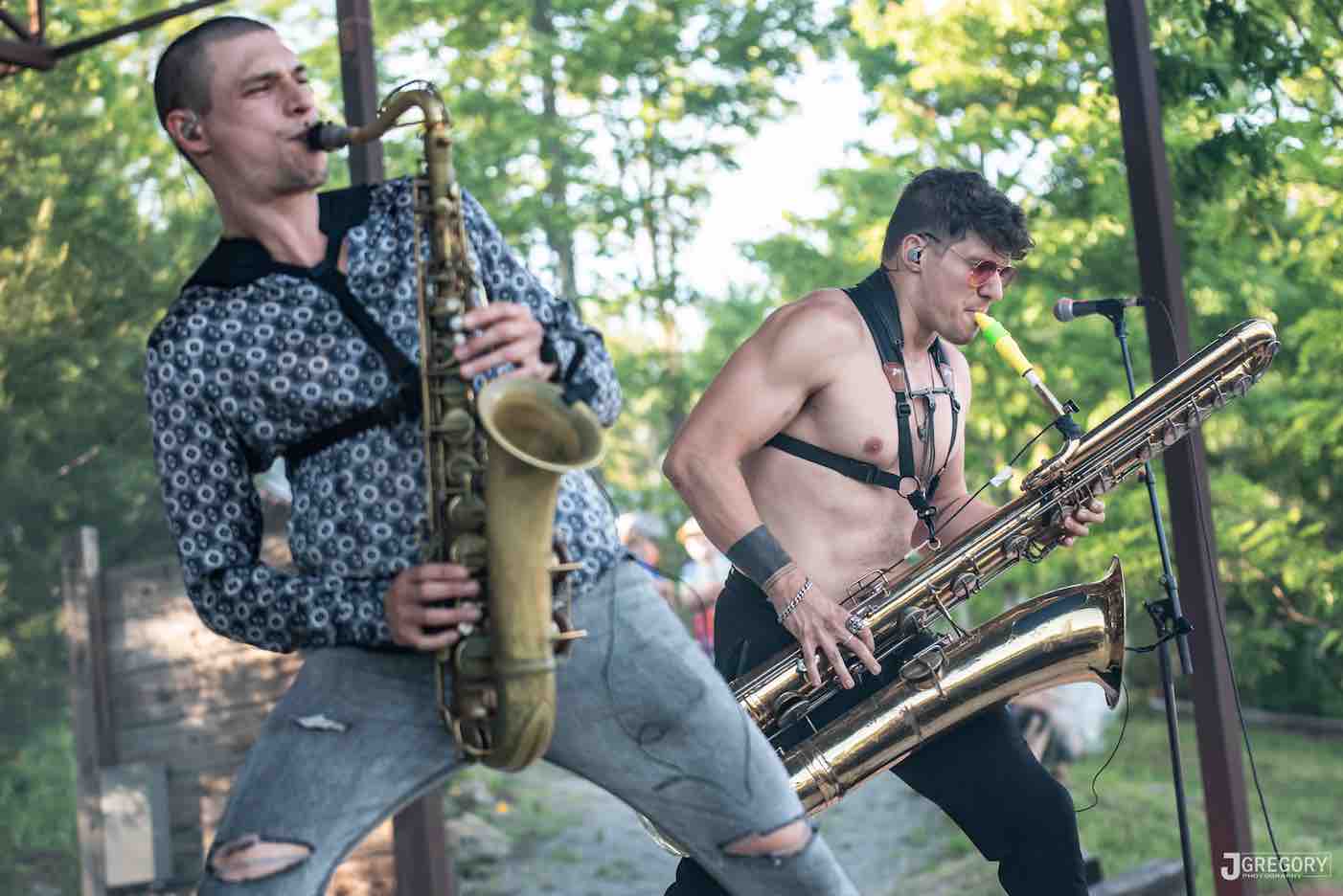 moon hooch performing at mountain music festival 2021