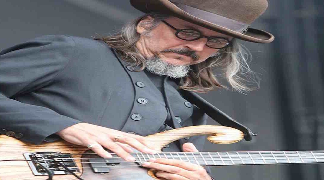 Les Claypool is coming to the Mountain